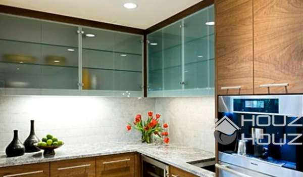 How to Organize Dishes Glass in Kitchen Cabinets