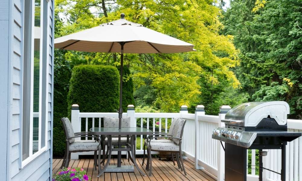 Large Outdoor Umbrella for Small Backyard Furniture Ideas