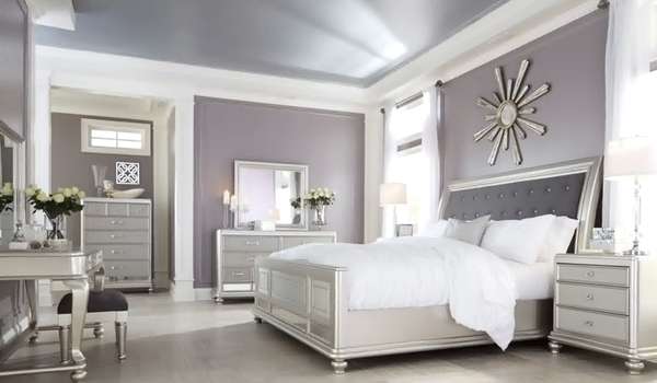 White and Silver Bedroom Simple and Stylish 