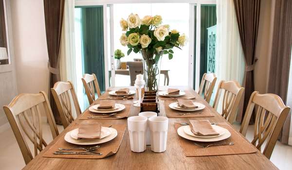 Wooden Dining Table Decor