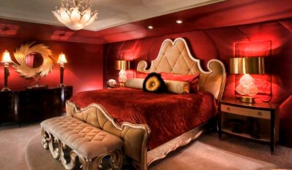 Arrange Red Sensual Bedroom