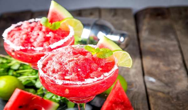 Build a Watermelon Bar For Outdoor Party
