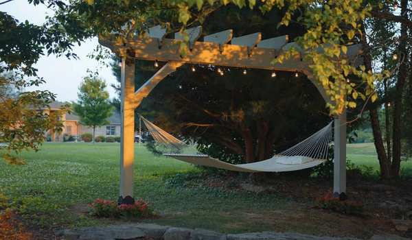 Decorate Pergola With Hammock 