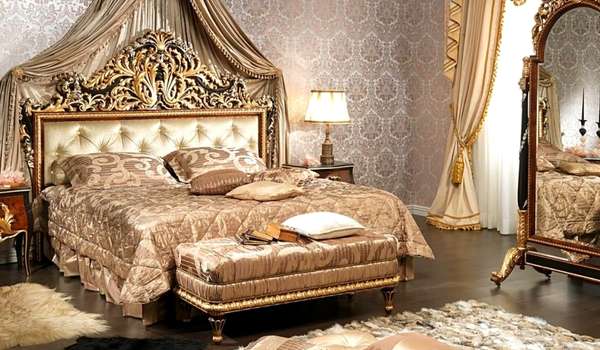 Mirrored Gold, White, and Black Bedroom Ideas