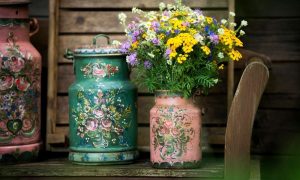 Old Milk Can Decorating Ideas