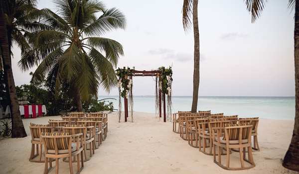 Outdoor Beach Wedding Arch Ideas