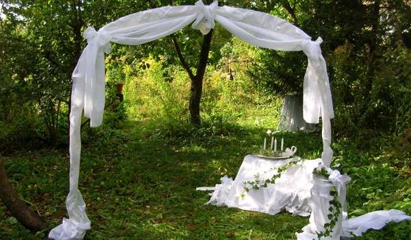 Rustic Outdoor Wedding Arches Ideas