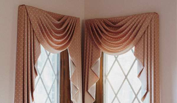 Create a Cozy Corner with an Internal Curtain