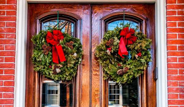 Hang Door Command Outdoor Wreath Hanger