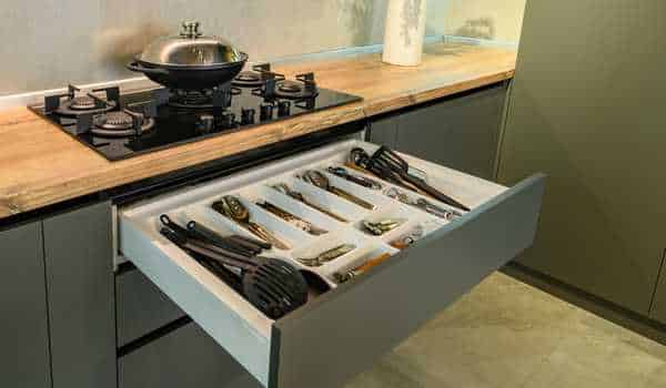 Kitchen Furniture Pull Out Drawer